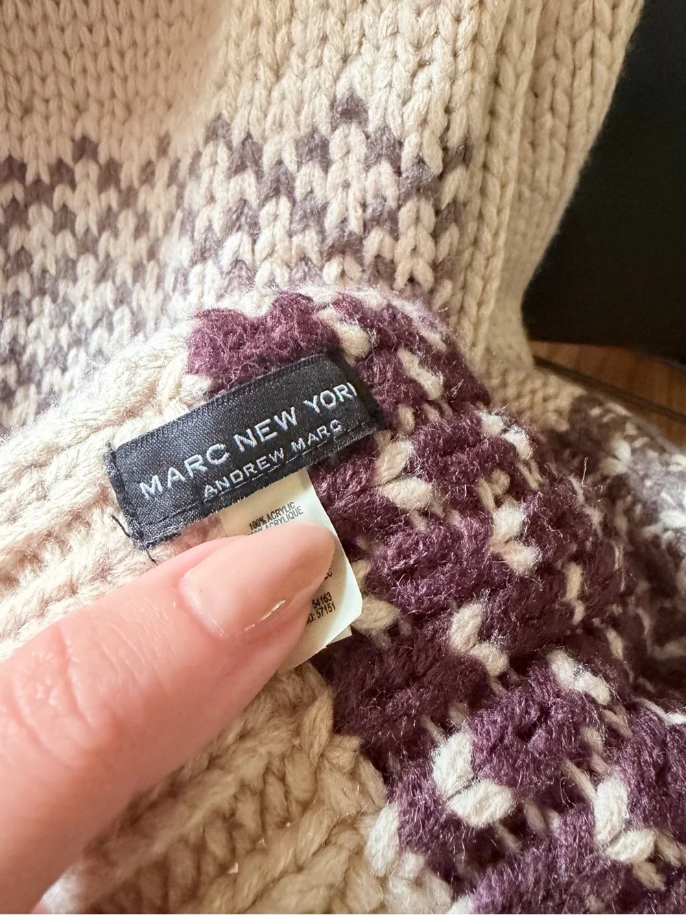 Marc New York Cream & Burgundy Chunky Knit Scarf